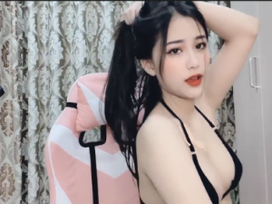 Sex em Tuệ An tuổi teen show bướm hồng múp đẹp sạch